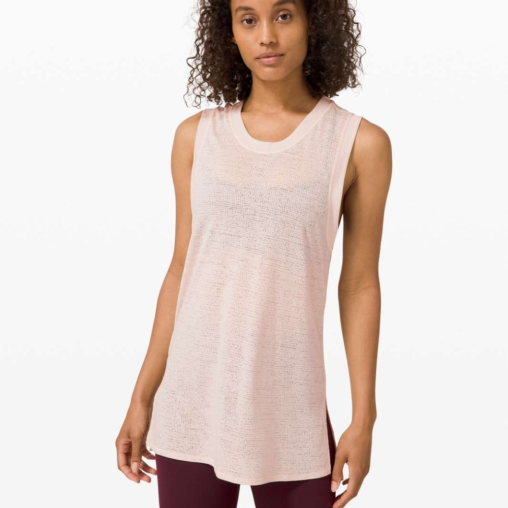 Lululemon Uncovered Tall Tank Silk Rose Size 8 NEW